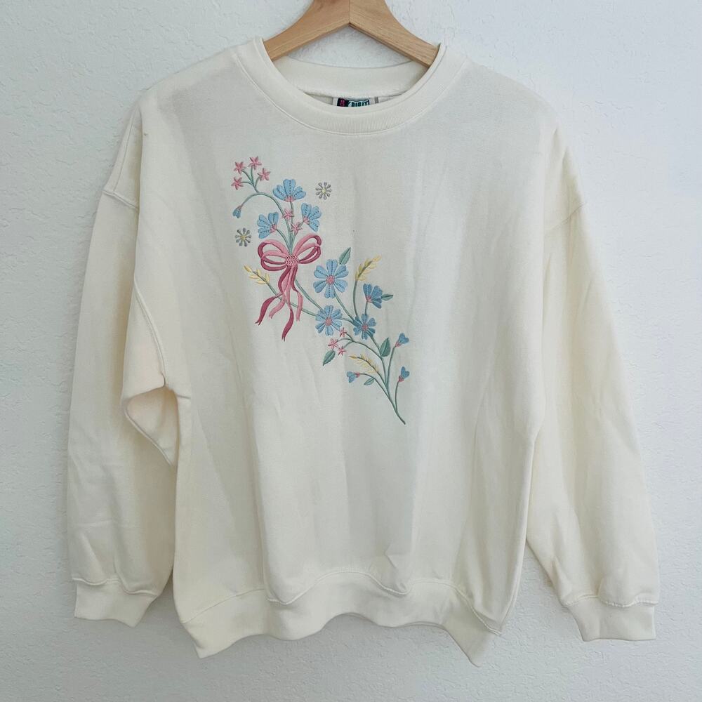 Bold Spirit Floral Bow Embroidered Crewneck Sweatshirt